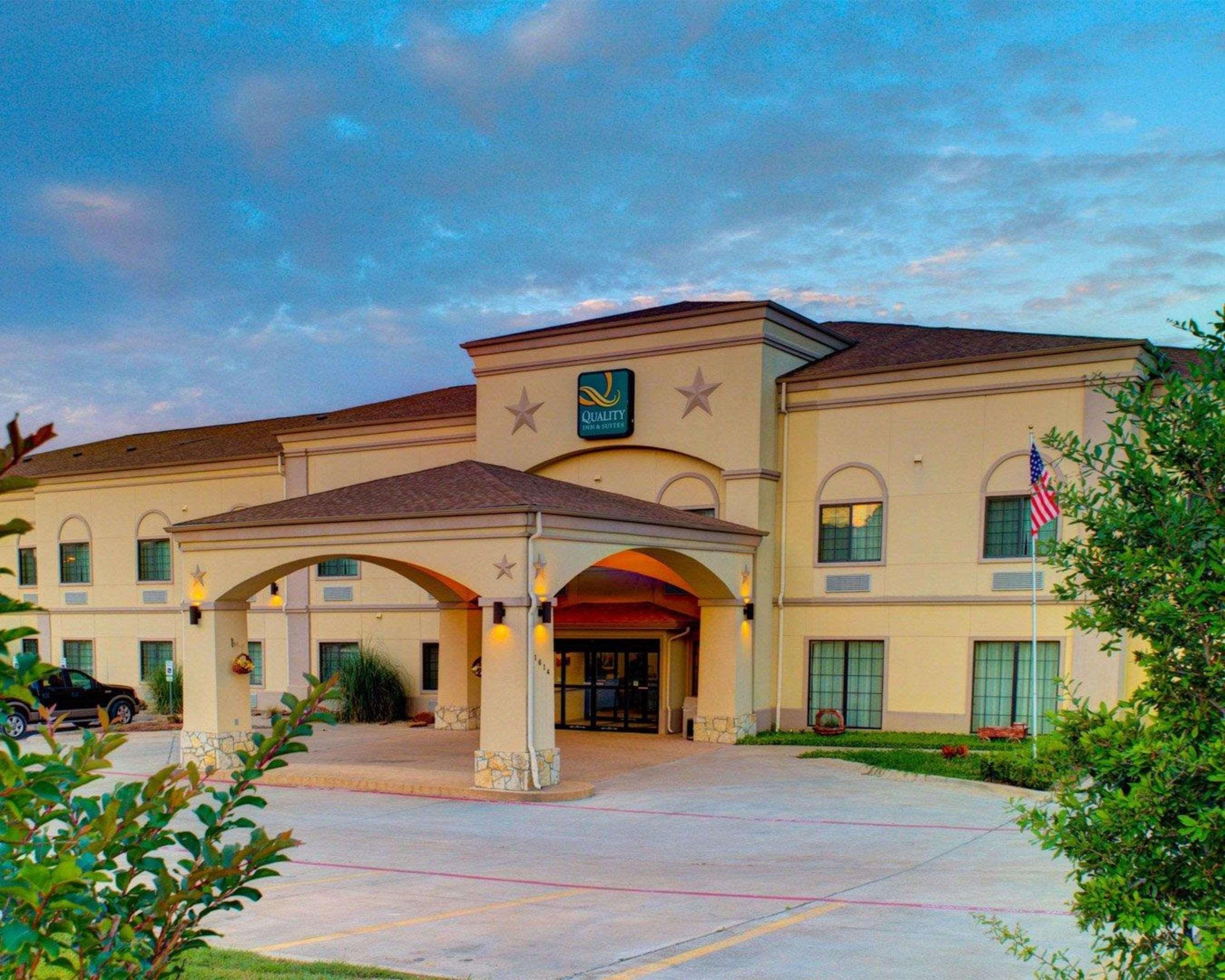 Quality Inn & Suites - Glen Rose Eksteriør bilde
